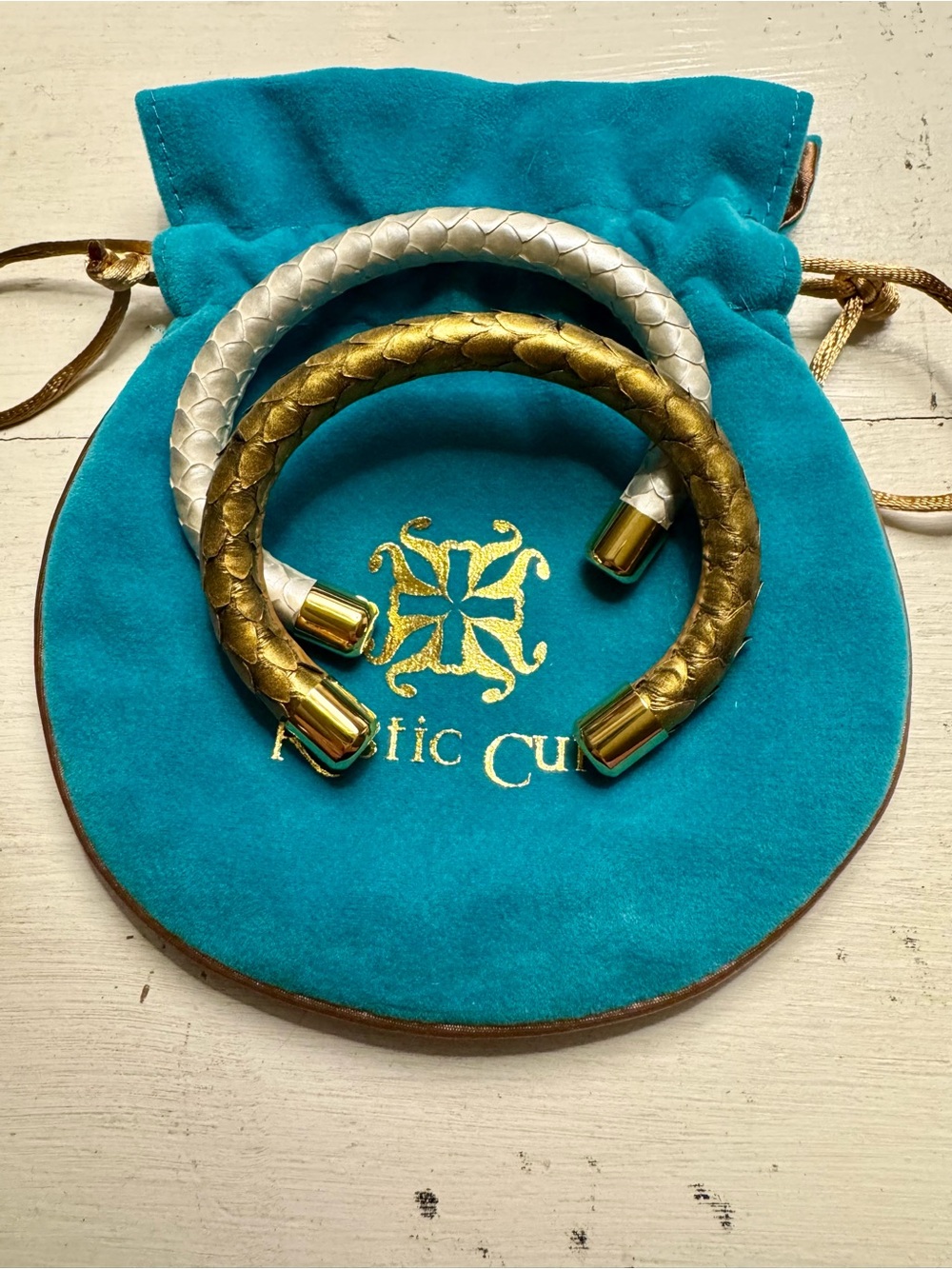 Rustic Cuff Bracelet Set - Picture 2 of 2